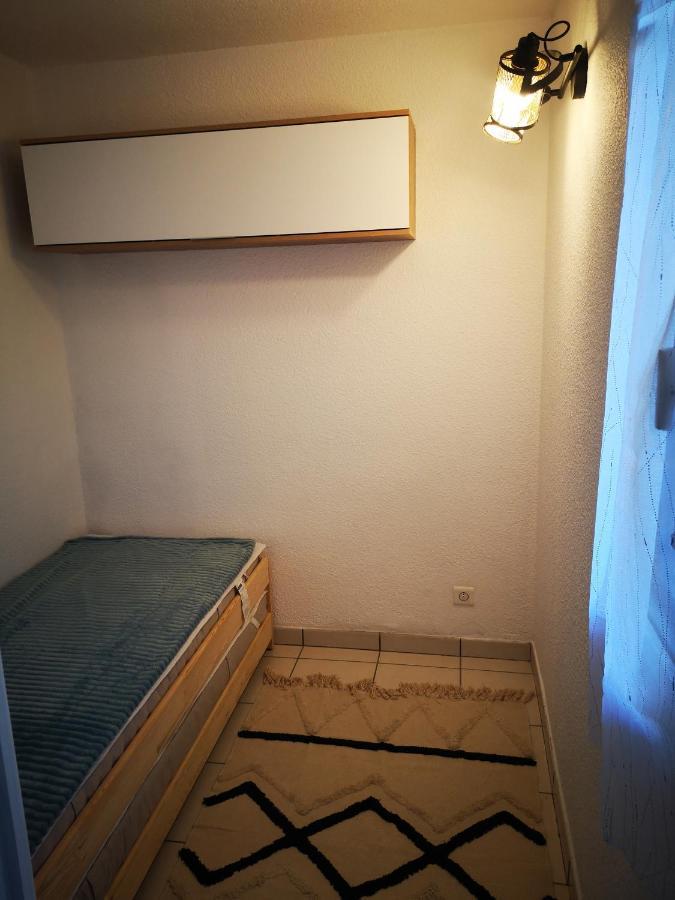 Apt T2/4 Pers/ Rez De Jardin\Pinede\Piscine 阿格德 外观 照片